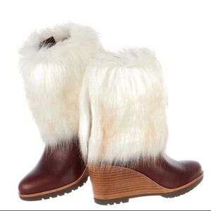 Sorel Park City fur and leather wedge boot